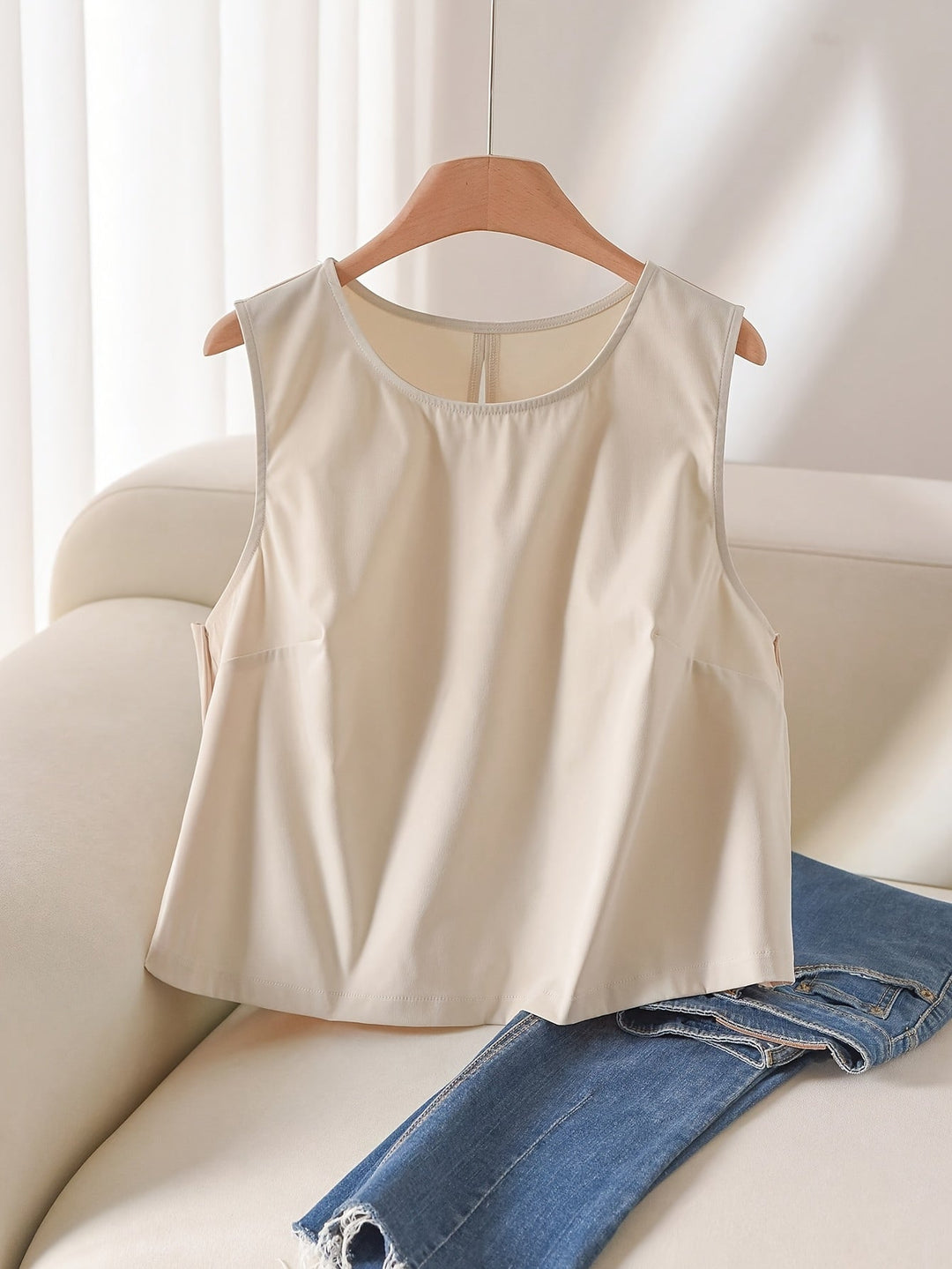 Elegant Round Neck Sleeveless Bow Tank Top