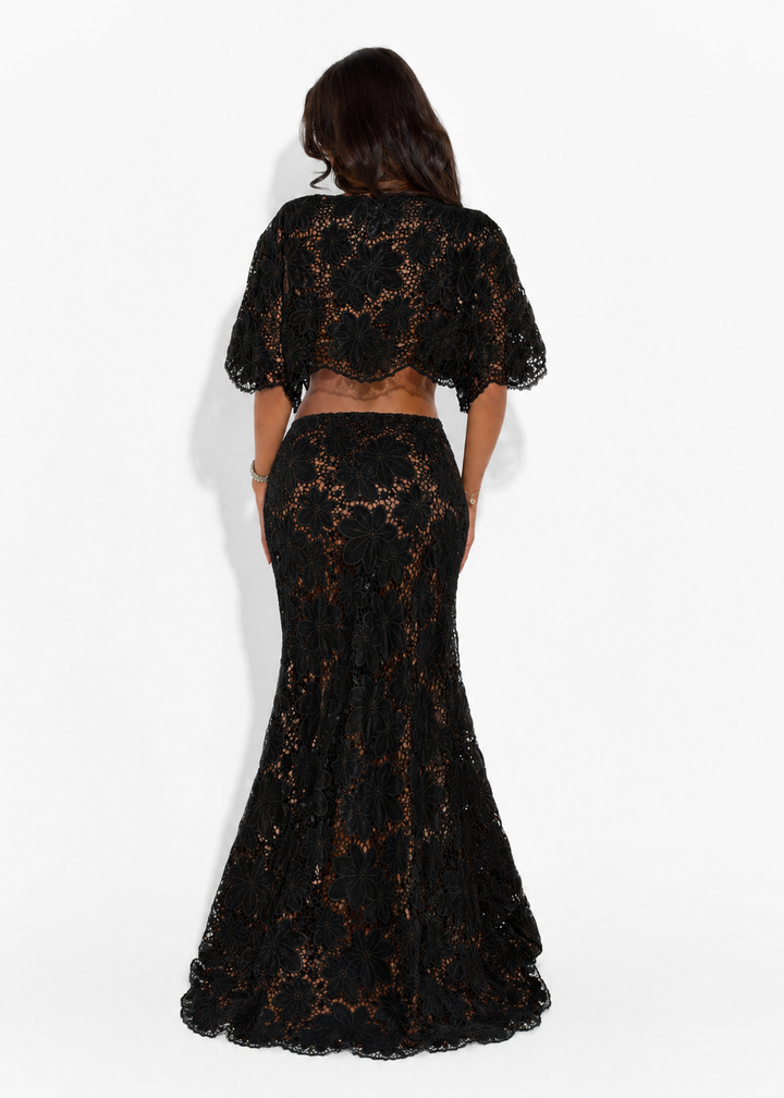 AMIRA FLORAL TOP - BLACK