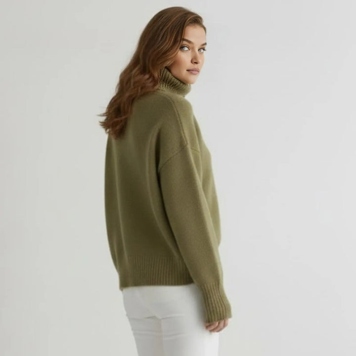 Averelle | Oversized Cashmere Turtleneck Sweater
