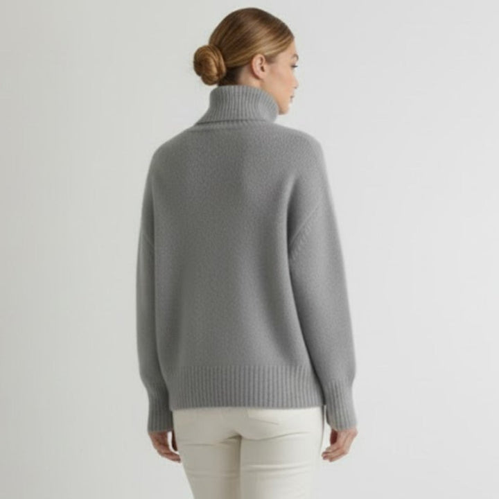 Averelle | Oversized Cashmere Turtleneck Sweater