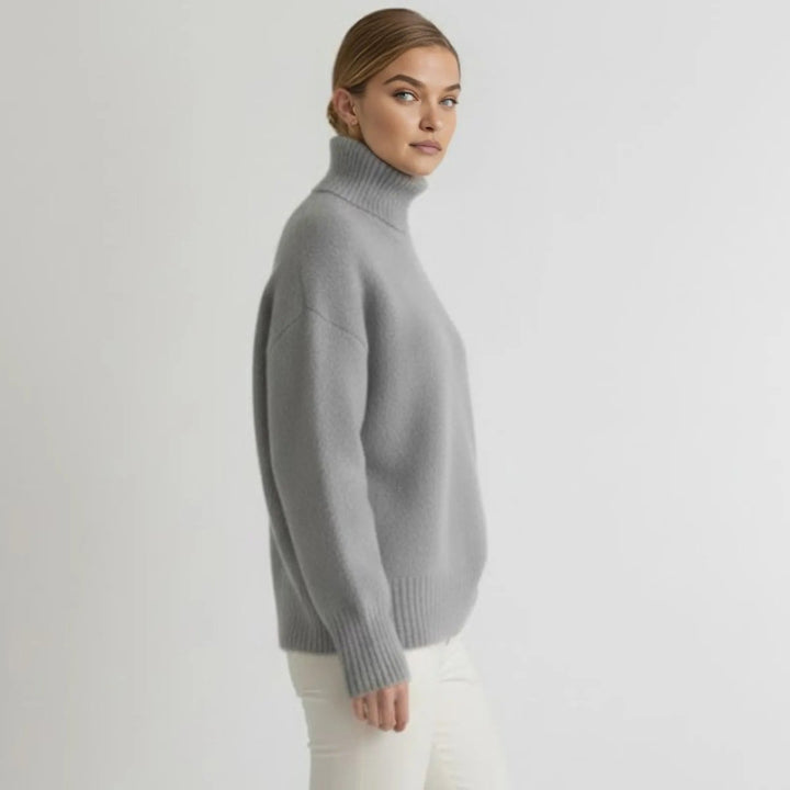 Averelle | Oversized Cashmere Turtleneck Sweater