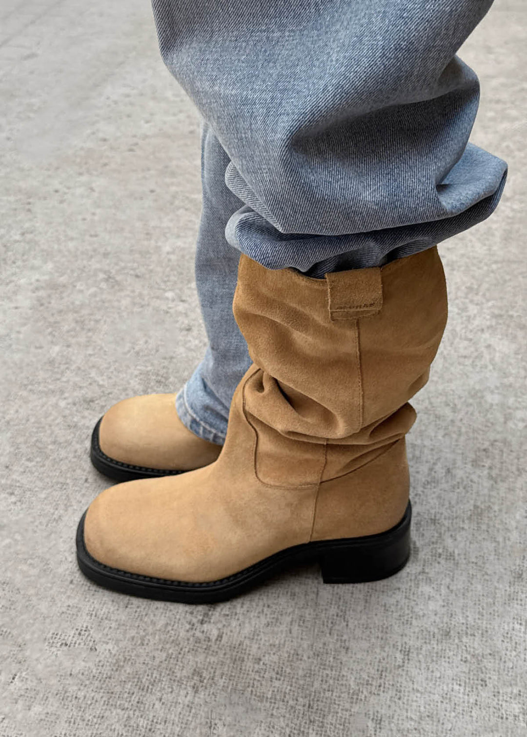 Sajan Suede Sand Leather Boots
